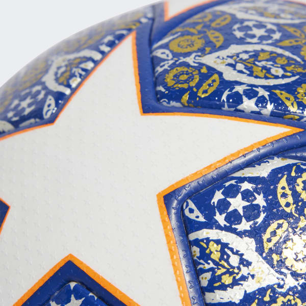 UCL Istanbul 23 Finals Matchball
