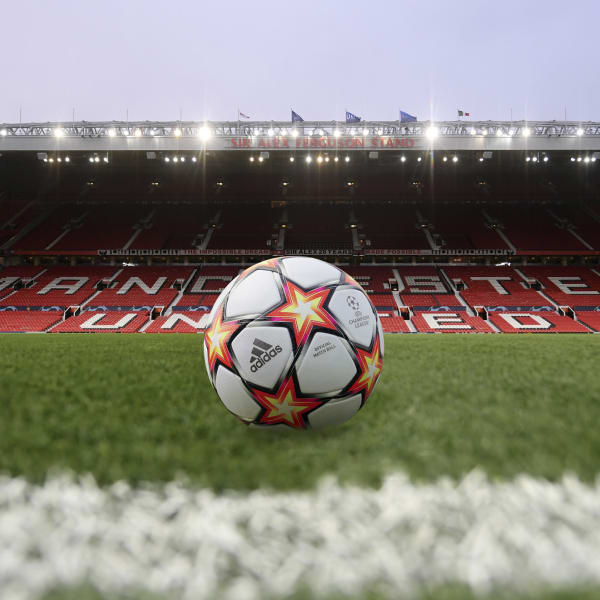 UCL Pro Pyrostorm Ball