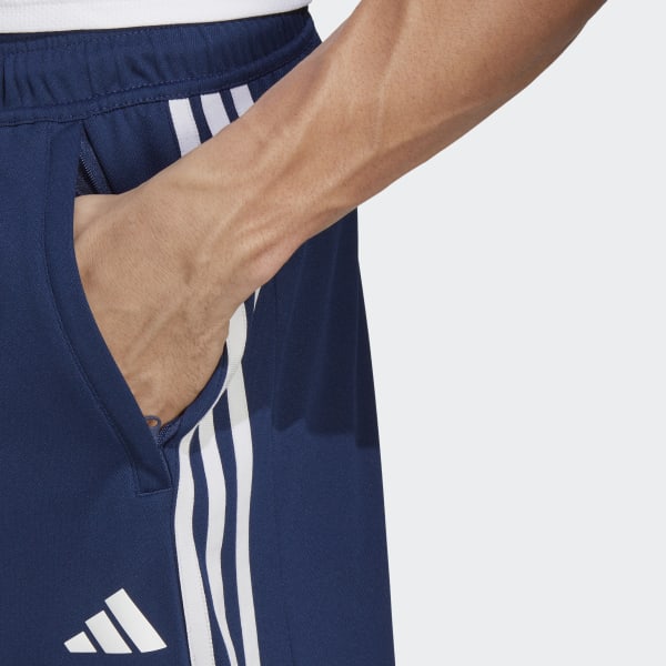 3 Stripes Training Essentials Shorts