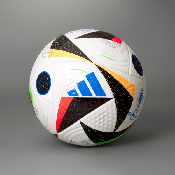 Euro 2024 Fusballibie Matchball