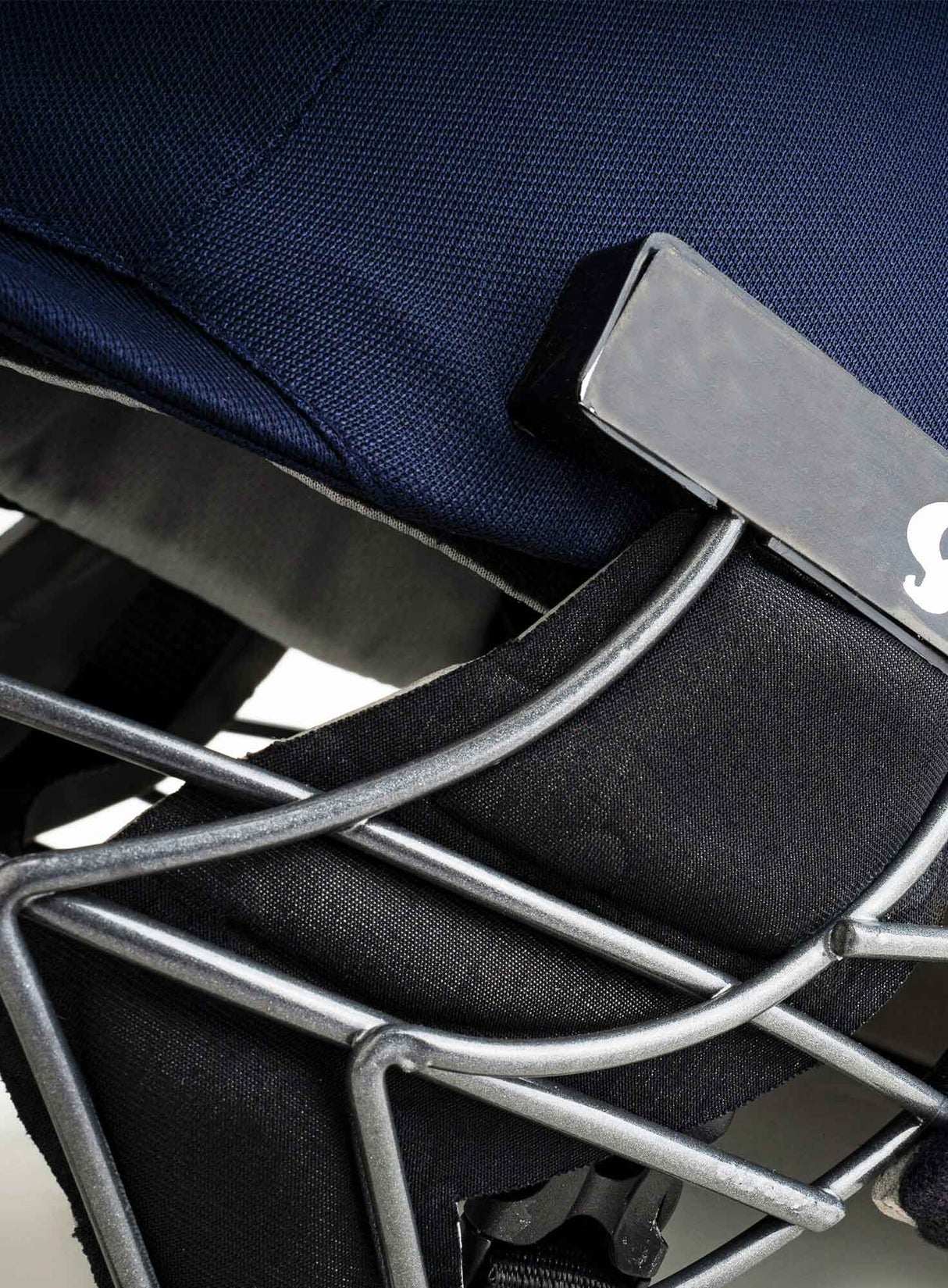 Cricket Helmet  CA 15000